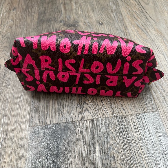 Louis Vuitton Stephen Sprouse graffiti  make up bag - Picture 7 of 11